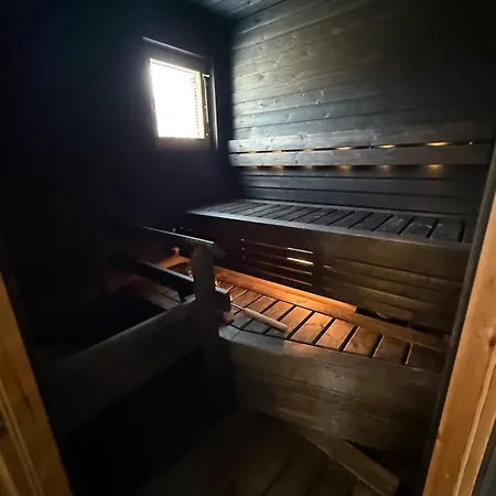 Hile - 8 Hengen Moekki, Rauhallinen Sijainti Himoksen Ytimessae Apartament *