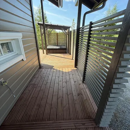 Hile - 8 Hengen Moekki, Rauhallinen Sijainti Himoksen Ytimessae Apartament