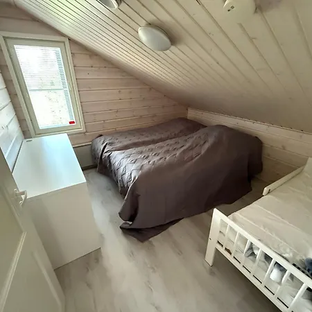 Hile - 8 Hengen Mökki, Rauhallinen Sijainti Himoksen Ytimessä Jämsä